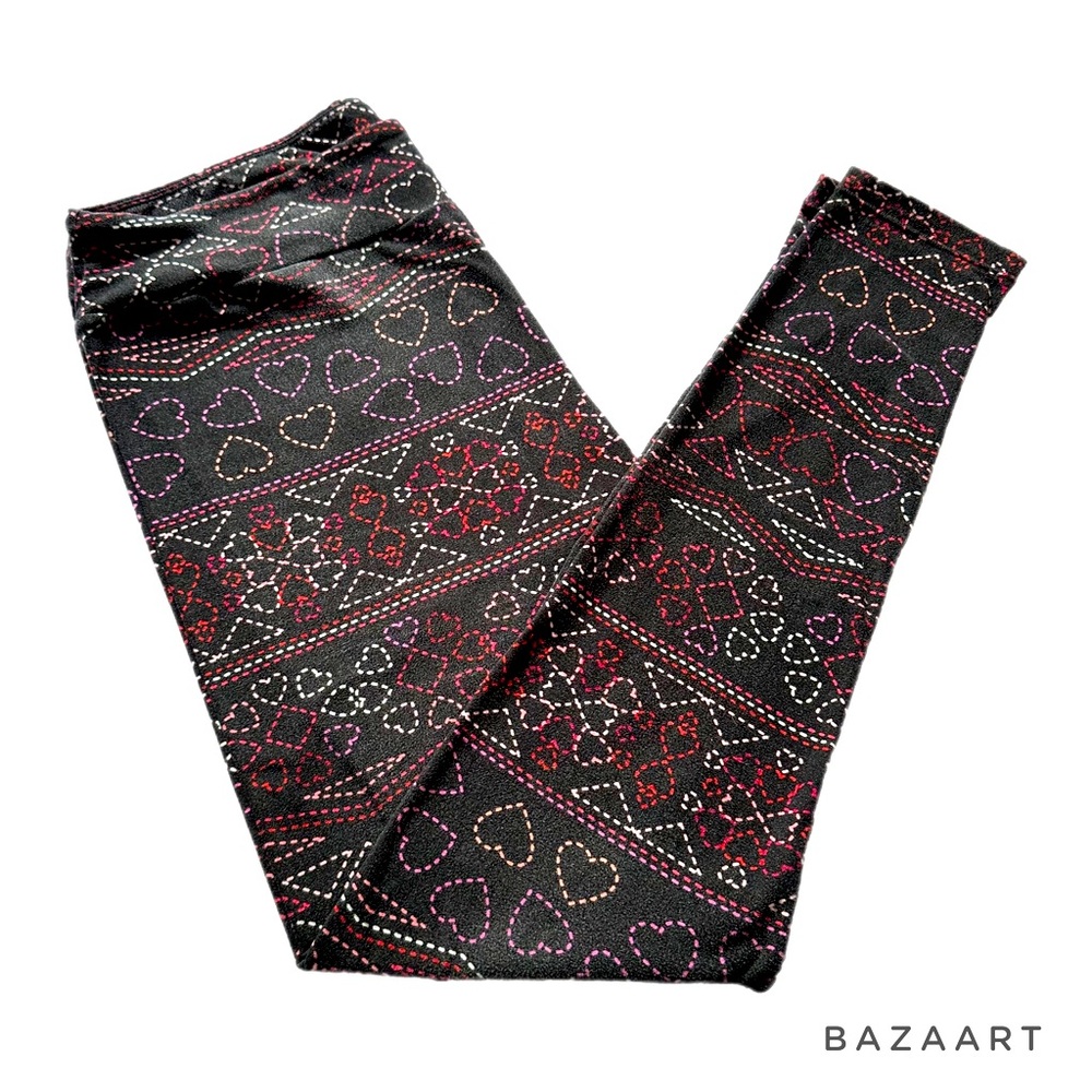 TC LuLaroe Valentines Day leggings 🩷